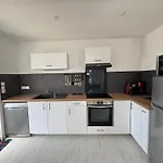 Maison Rénovée 4 Pers – Cour Fermée Et Parking - Fr-1-197-632