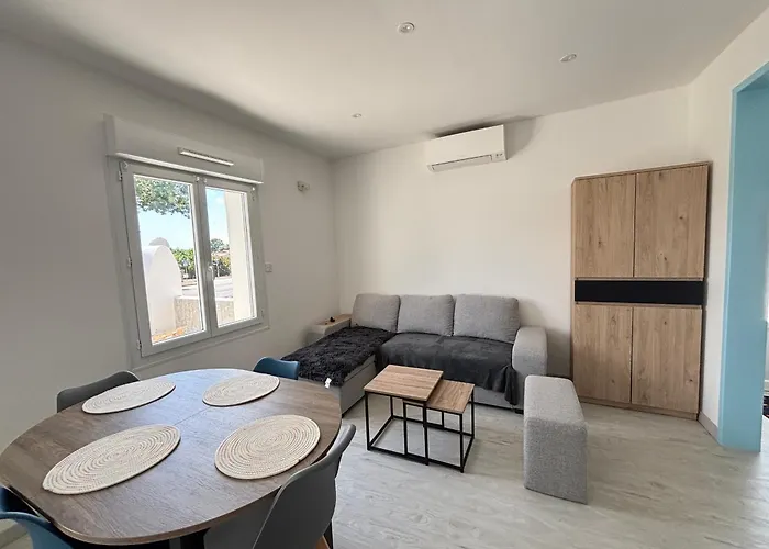 Maison Rénovée 4 Pers – Cour Fermée Et Parking - Fr-1-197-632