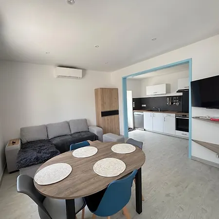 Maison Rénovée 4 Pers – Cour Fermée Et Parking - Fr-1-197-632