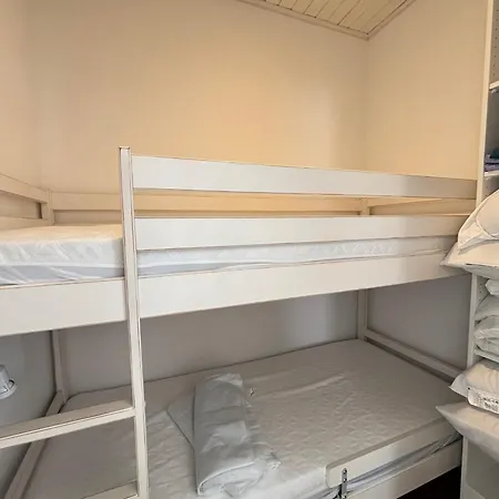 Prázdninový dům Maison Renovee 4 Pers - Cour Fermee Et Parking - Fr-1-197-632