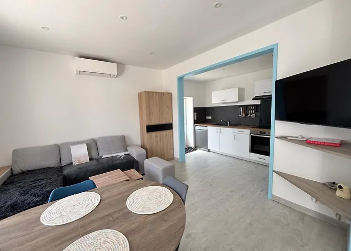 Maison Renovee 4 Pers - Cour Fermee Et Parking - Fr-1-197-632 Vakantiehuis